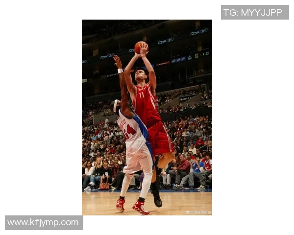 姚明幽默风趣的扣篮瞬间引发全场爆笑的精彩时刻 姚明幽默风趣的扣篮瞬间引发全场爆笑的精彩时刻