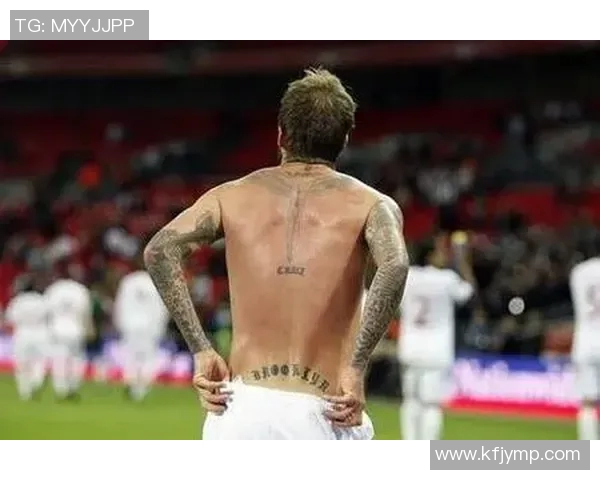 足球明星腿部纹身图案解析与背后故事揭秘