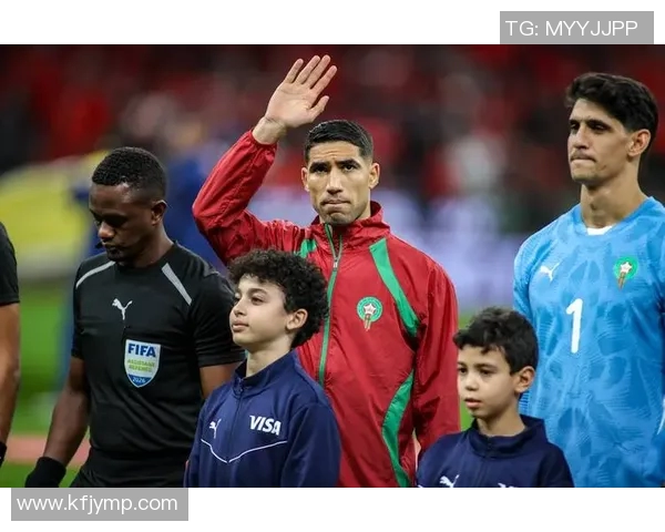 足球明星生气打架瞬间合集精彩图片展示与分析 足球明星生气打架瞬间合集精彩图片展示与分析